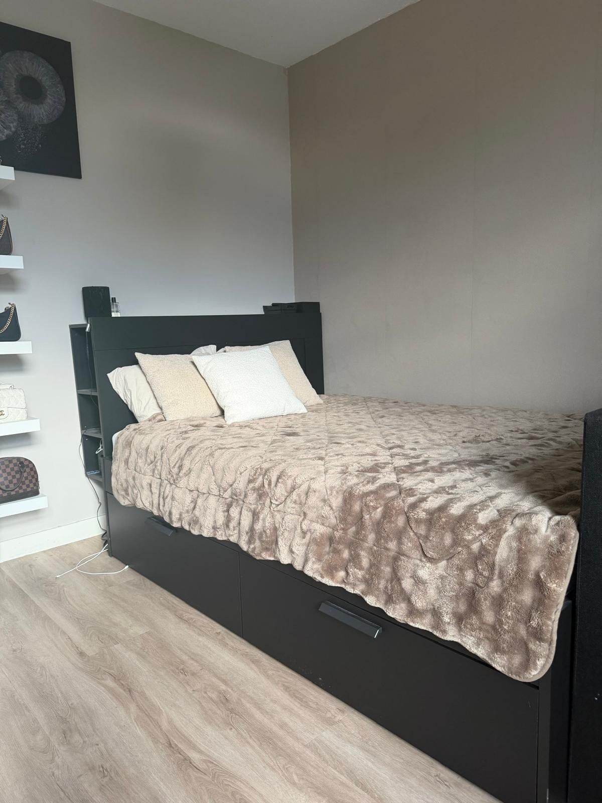 IKEA Brimnes bed 140x200 met lades en hoofdeinde opbergruimt, Ophalen, Gebruikt, Zwart, Modern met opbergruimte