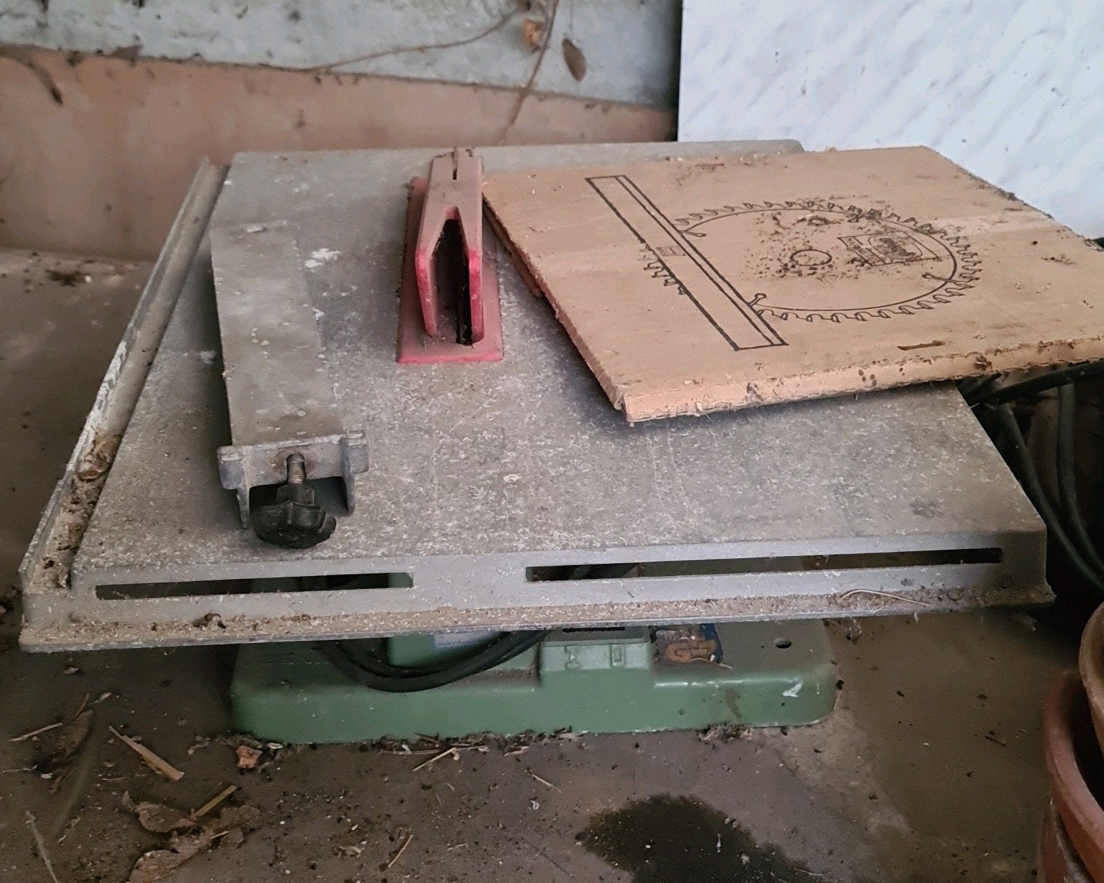 💥MOET WEG💥Hanning Cirkelzaag - Krachtige zaagmachine, Doe-het-zelf en Verbouw, Gereedschap | Zaagmachines, Ophalen, Gebruikt