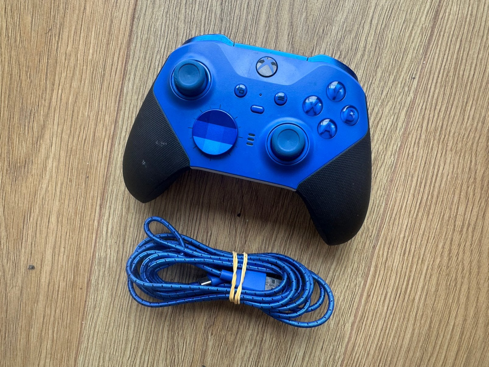 Xbox Elite Core 2 Controller Blauw Incl Originele Kabel, Spelcomputers en Games, Spelcomputers | Xbox | Accessoires, Ophalen of Verzenden