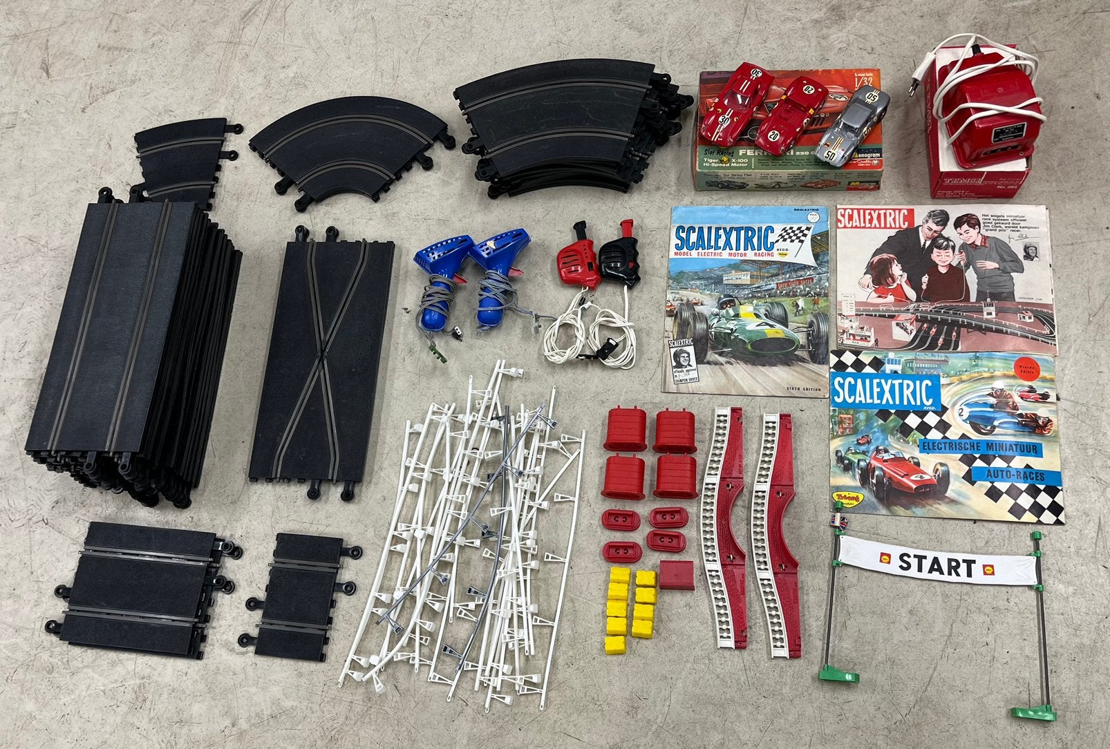 Scalextric Racebaan met Monogram Auto's en Extra's, Overige merken, Zelf te bouwen, Ophalen of Verzenden, Elektrisch