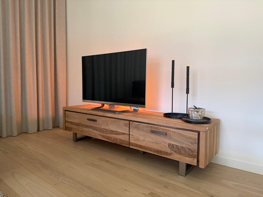 Xooon houten tv-meubel met lades, 100 tot 150 cm, Ophalen of Verzenden, Zo goed als nieuw, Minder dan 100 cm