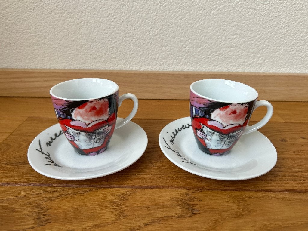 2x "heet nieuws" kop en schotel, Overige materialen, Nieuw, Ophalen of Verzenden, Overige stijlen