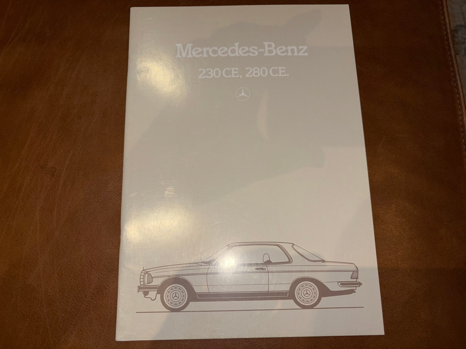Folder Mercedes-Benz C123 Coupe 1981 (230CE, 280CE), Ophalen of Verzenden, Zo goed als nieuw, Mercedes
