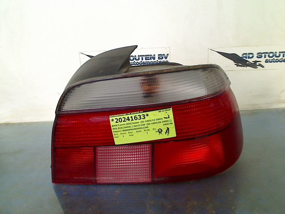 Achterlicht Rechts BMW 5 serie (E39) (1995-09/2000-08), Auto-onderdelen, Gebruikt, Petuelring 130, München 80809, , Duitsland