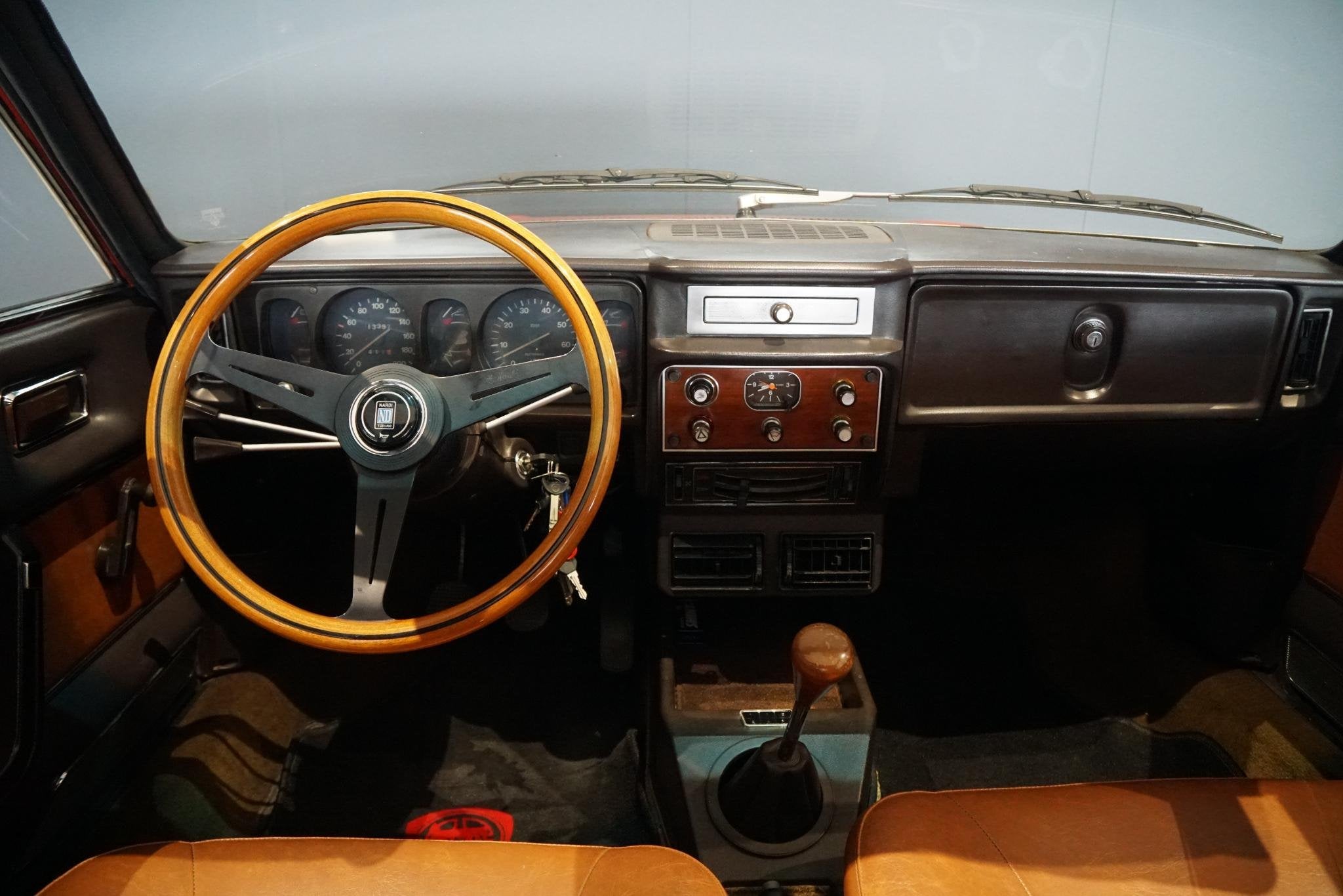 Lancia Beta 2000 CARBURATIE TARGA, Auto's, Voorwielaandrijving, Stof, Cabriolet, 116 pk