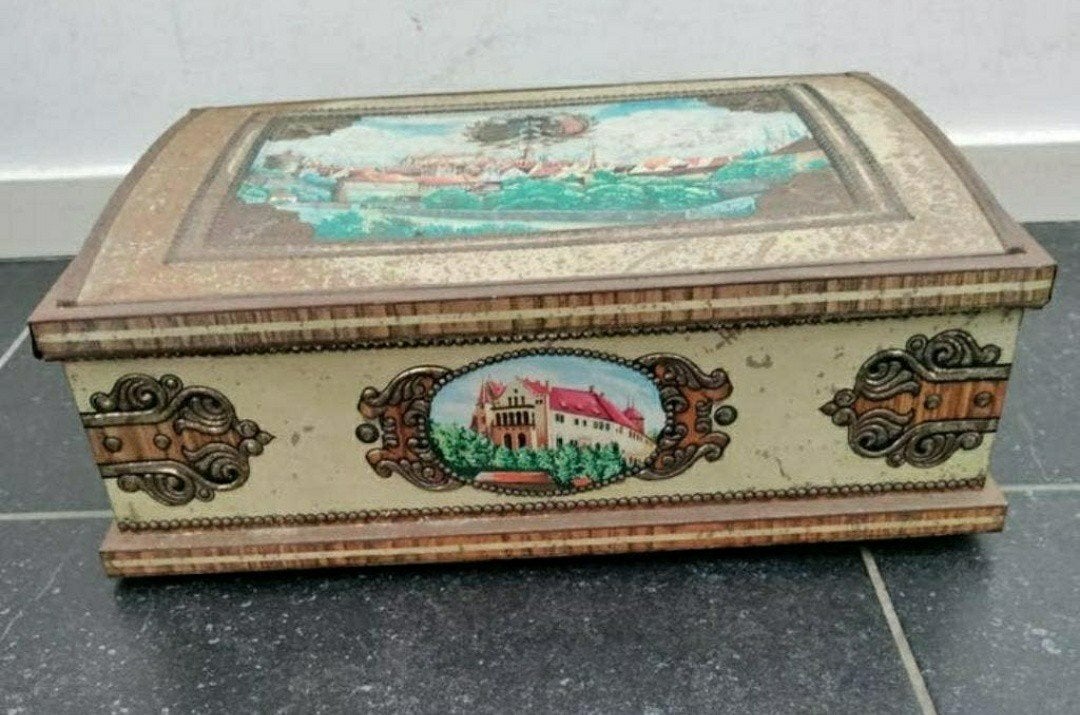 Theeblik,stad,Klassiek,Koekblik,Vintage,Blik,reliëf,stad, Antiek en Kunst, Ophalen of Verzenden