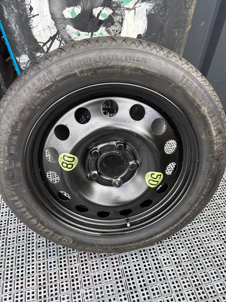 Reserve wiel 17inch  5x120 bmw, Ophalen, Zo goed als nieuw