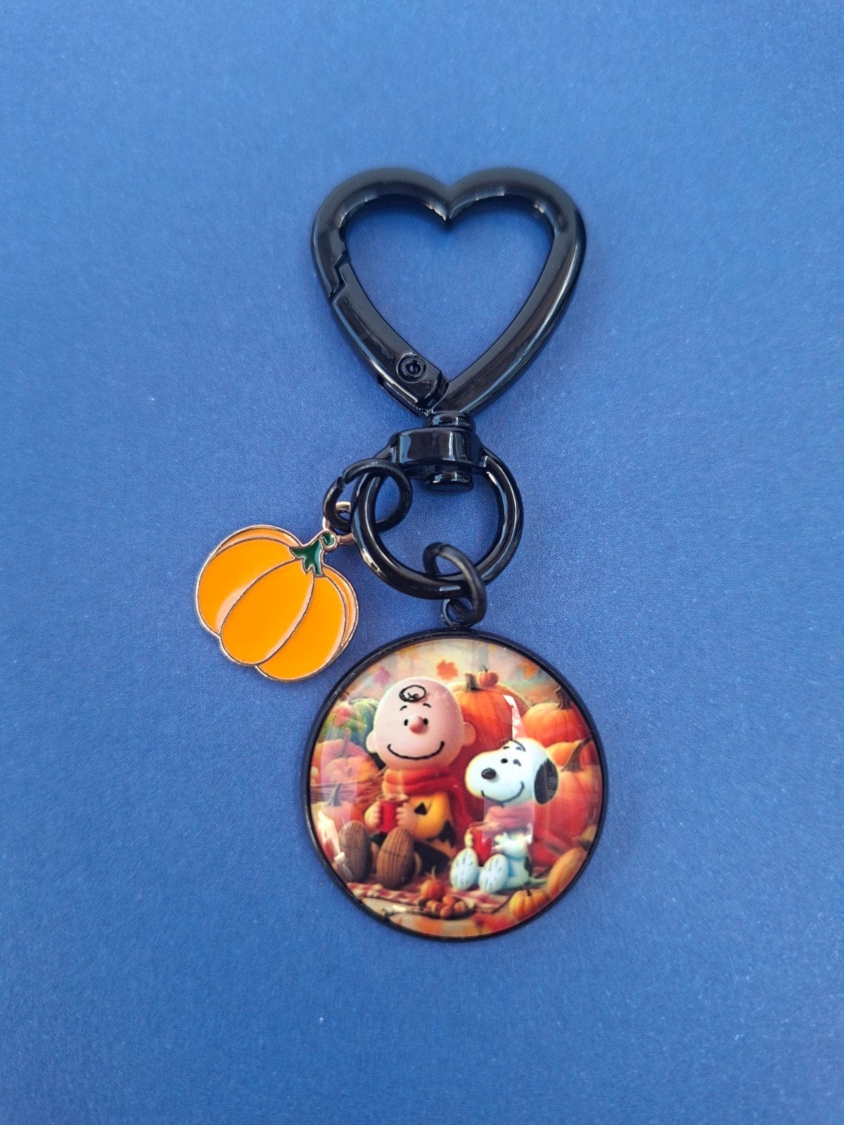 Sleutelhanger Snoopy pompoen, Ophalen of Verzenden, Nieuw, Knuffel of Figuurtje