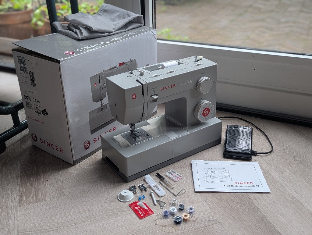 Singer HD 4423 naaimachine - ZGAN - Krachtige Alleskunner!, Ophalen of Verzenden, Zo goed als nieuw, Naaimachine, Singer