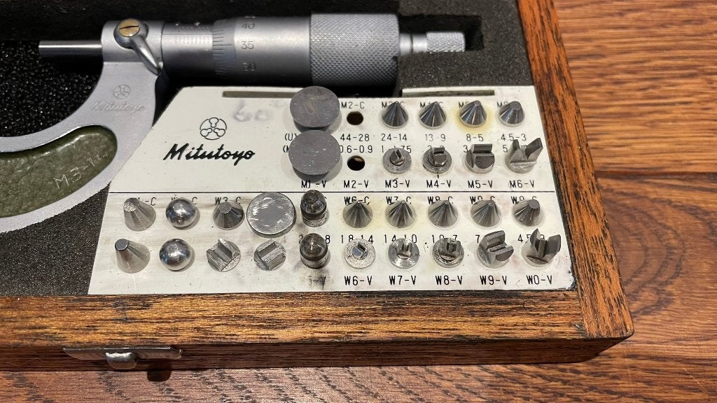Mitutoyo draadmicrometer set met inzetstukjes 0-125mm, 3905 KX, Afstand, Ophalen of Verzenden, Zo goed als nieuw