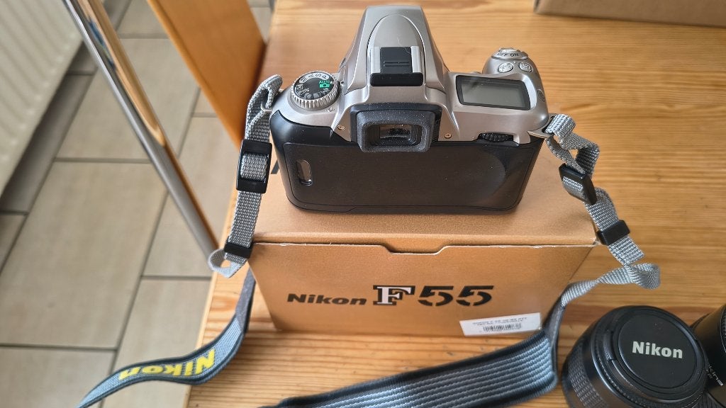 Nikon F55 analoog + 2 lenzen, Ophalen of Verzenden, Zo goed als nieuw, Spiegelreflex, Nikon