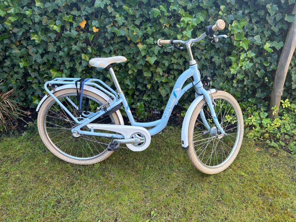 Lichtblauwe meisjesfiets 24” met lage instap, Fietsen en Brommers, Fietsen | Meisjes, Ophalen, Gebruikt, 24 inch, Versnellingen