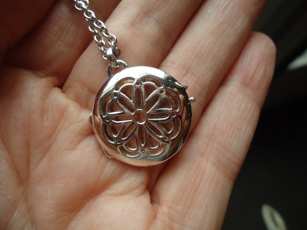 lange 79 cm echt zilveren ketting met medaillon esprit 925, Met hanger, Ophalen of Verzenden, Zo goed als nieuw, Zilver