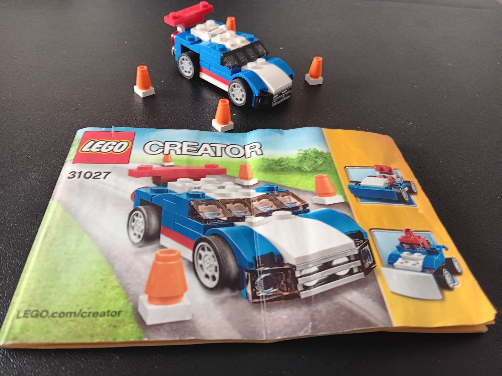 LEGO Creator 31027 Blauwe Raceauto met Pylonen, Ophalen of Verzenden, Zo goed als nieuw