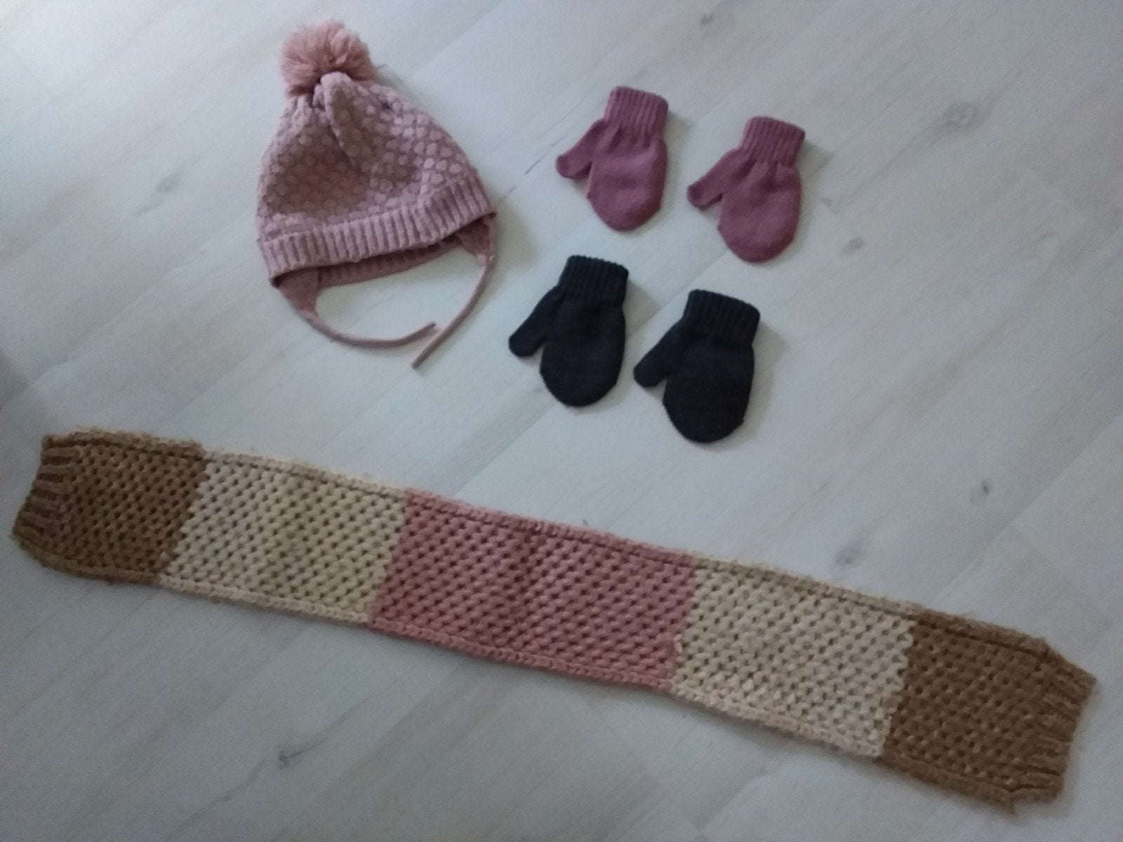 Meisjes muts, sjaal en handschoenen, Kinderen en Baby's, Kindermode-accessoires, Ophalen of Verzenden