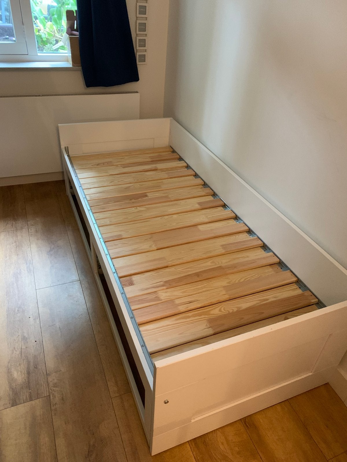 Ikea bed uitchuifbaar naar 2 persoonsbed, Ophalen, Eenpersoons, Wit, 140 cm