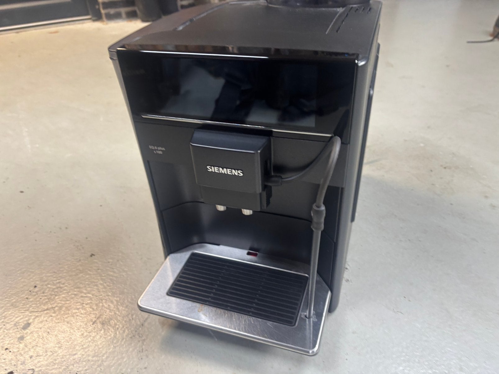 Siemens  EQ6 Plus 600 koffiemachine met storing, Witgoed en Apparatuur, Ophalen of Verzenden, Gebruikt, Koffiemachine