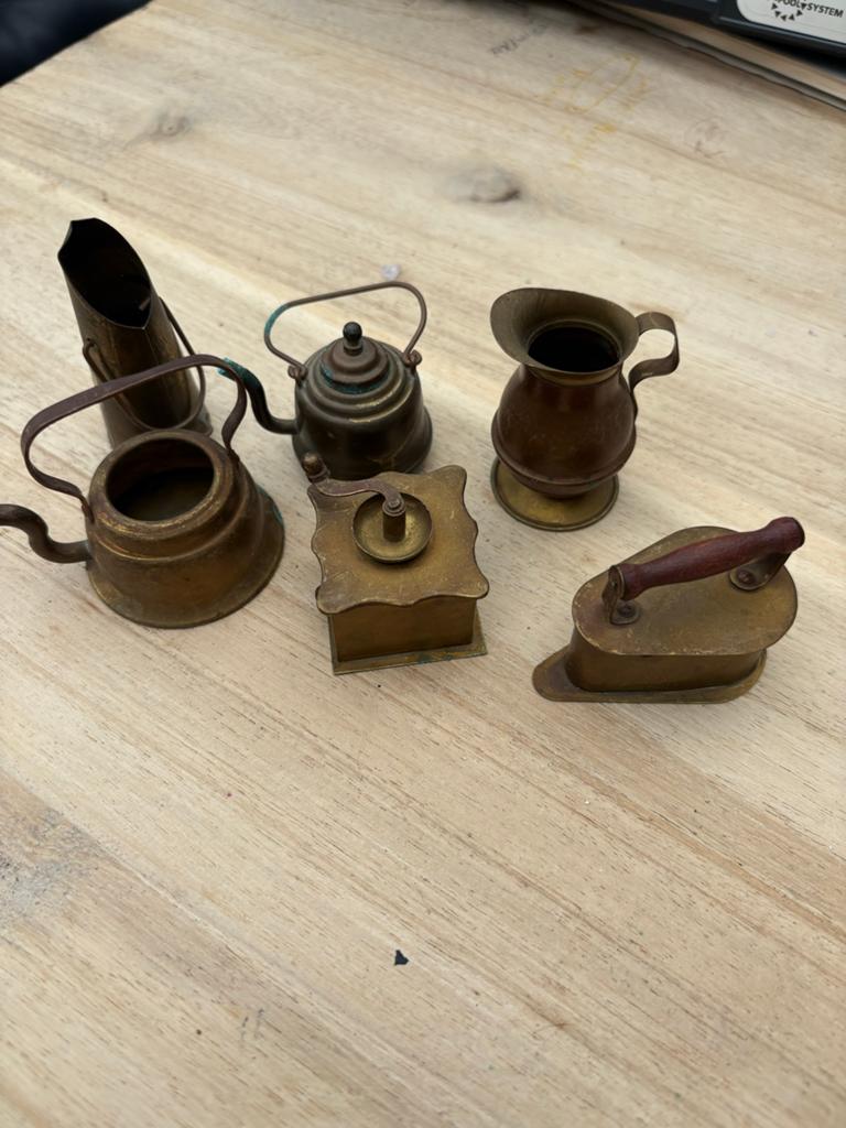 Set van 6 Antieke Koperen Miniatuur Huishoudelijke Artikelen, Gebruikt, Thrifter, Ophalen of Verzenden, The-Thrift-Store@outlook.com