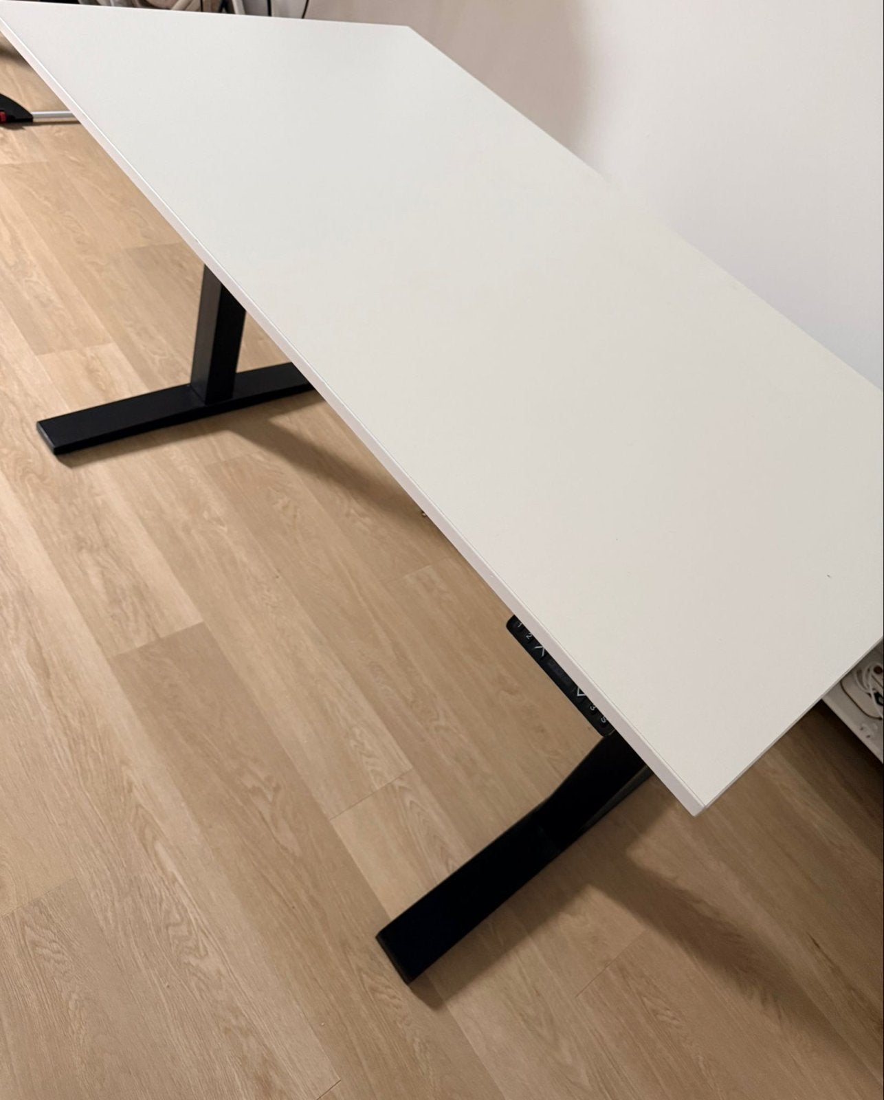 Nowy Styl eUP3 Elektrisch Zit-Sta Bureau 140x80 Wit/Zwart, Ophalen, Zit-sta bureau, Elektrisch, Zo goed als nieuw