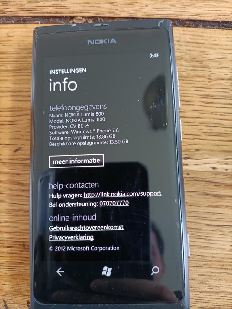 2x beschikbaar Nokia Lumia 800 Zwart bieden per stuk, Telecommunicatie, Mobiele telefoons | Nokia, Gebruikt, Zwart, Ophalen of Verzenden