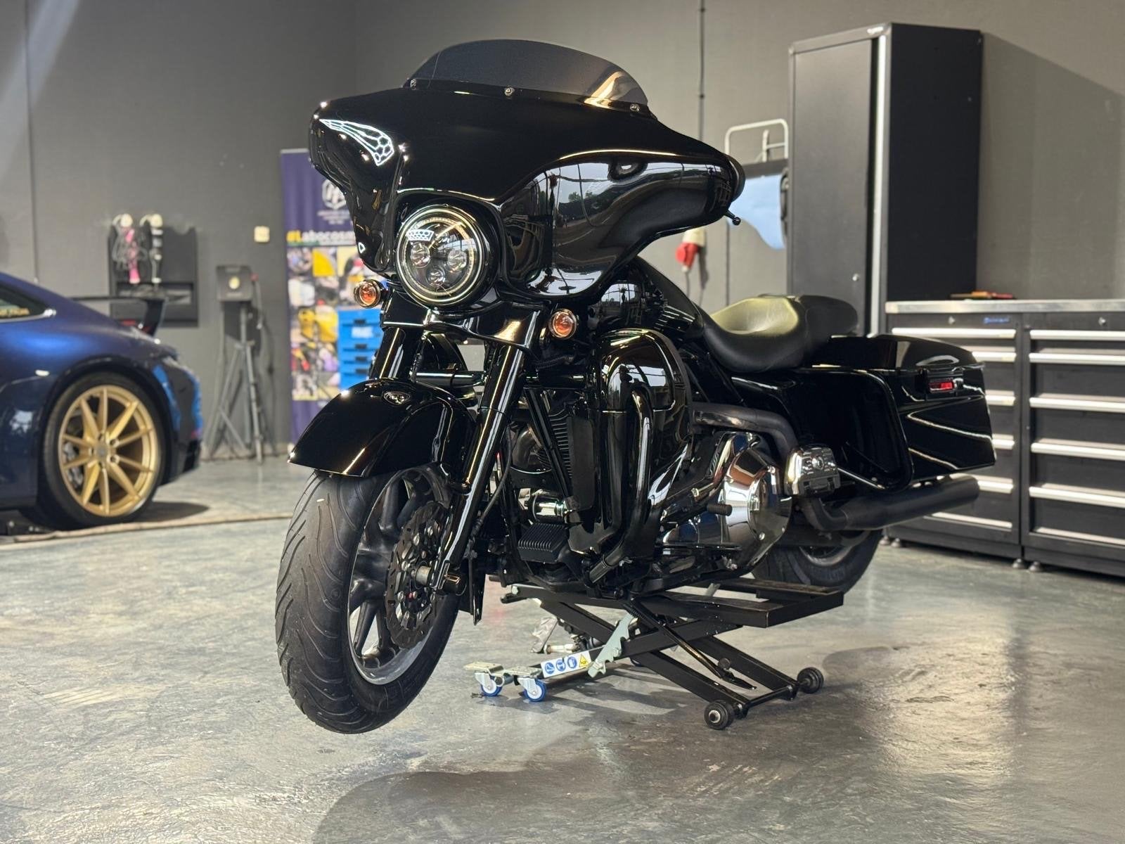 Harley-Davidson Street Glide Special - Zwart, Krachtig, 2 cilinders, Motorrijbewijs A, Meer dan 35 kW, Toermotor
