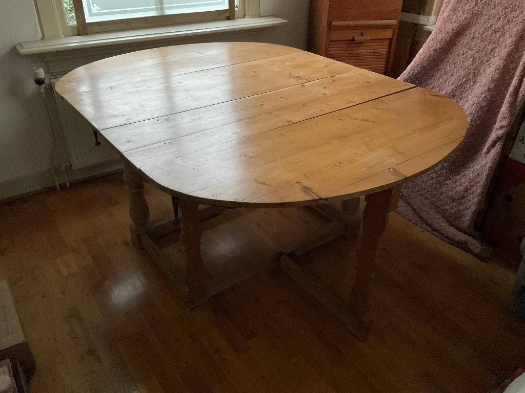Prachtige antieke hang oor tafel uit Holland, Ophalen