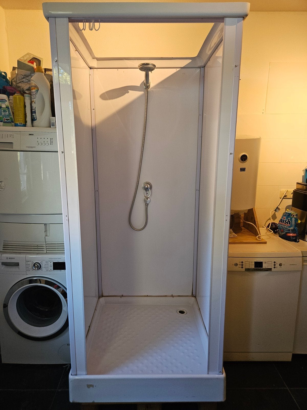 nooddouche, tijdelijke douche verbouwing, Ophalen, Zo goed als nieuw, Met douche