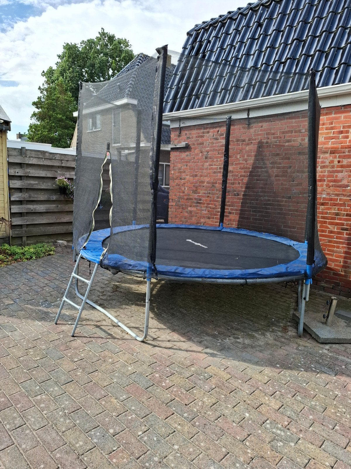 Viking Sports Trampoline, Ophalen, Gebruikt