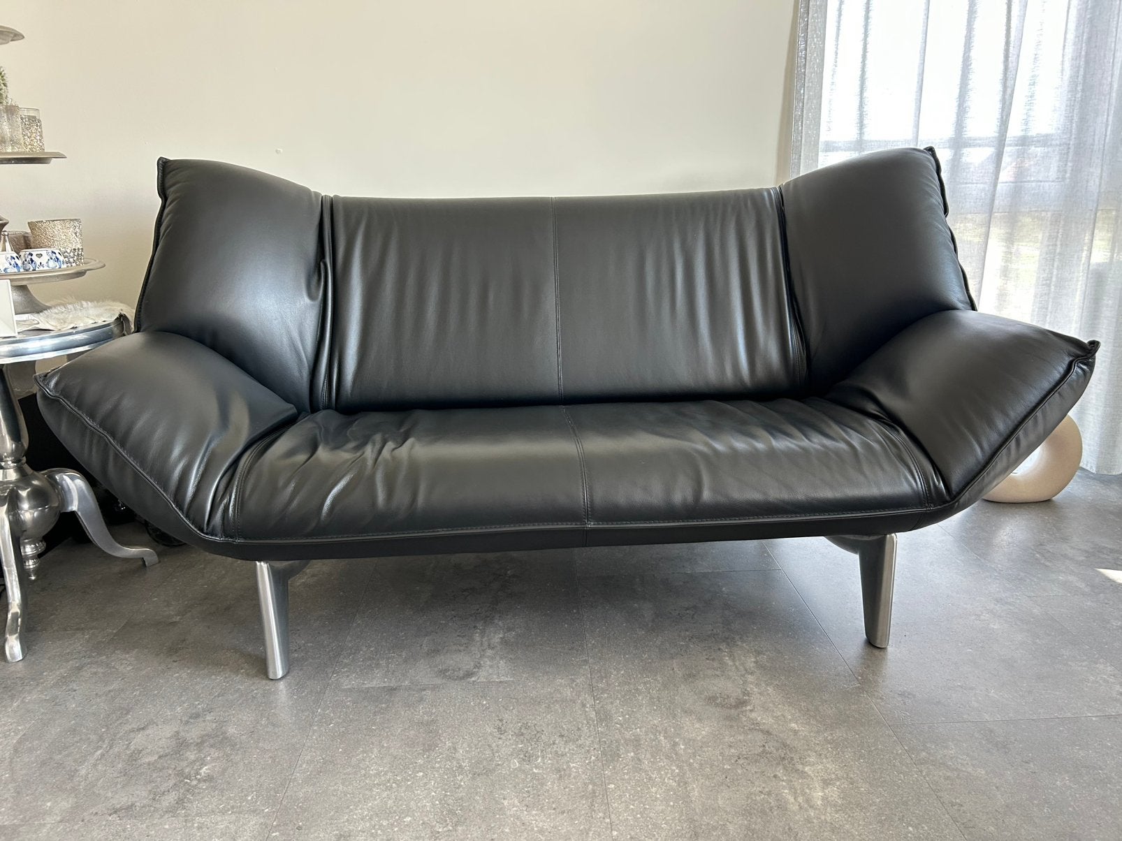 Leolux Tango 2 1/2 zits Bank Zwart Leer, Ophalen, 150 tot 200 cm, Tweepersoons, Zo goed als nieuw
