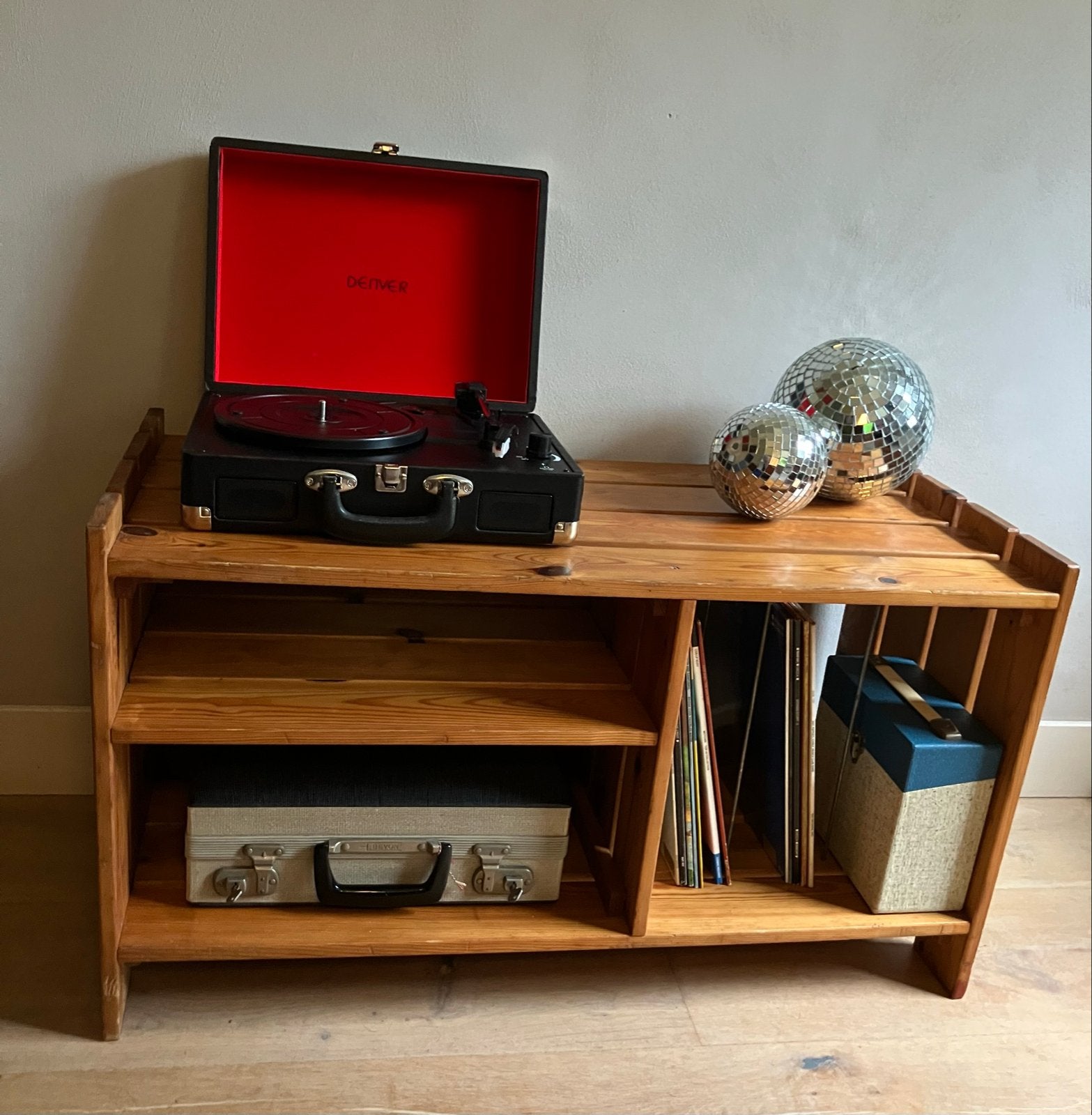 Audiomeubel grenenhout - 88x50x41 cm, Ophalen, Gebruikt, Bruin, Vintage