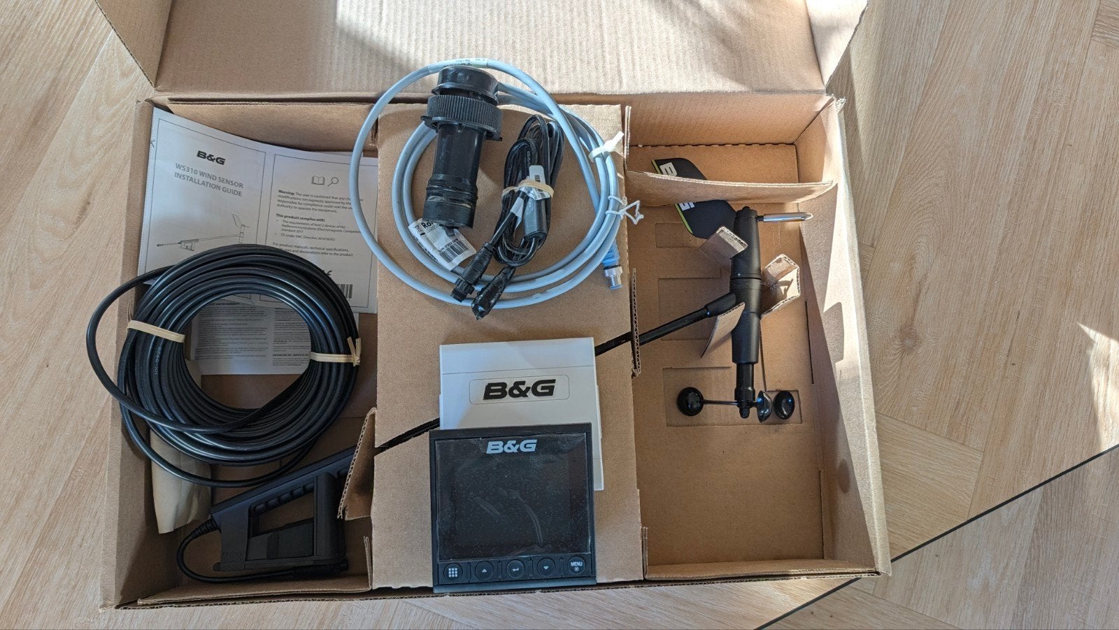Nieuw: B&G Triton² Snelheid/Diepte/Windpakket (Bedraad), Watersport en Boten, Ophalen of Verzenden, Zo goed als nieuw, Overige typen