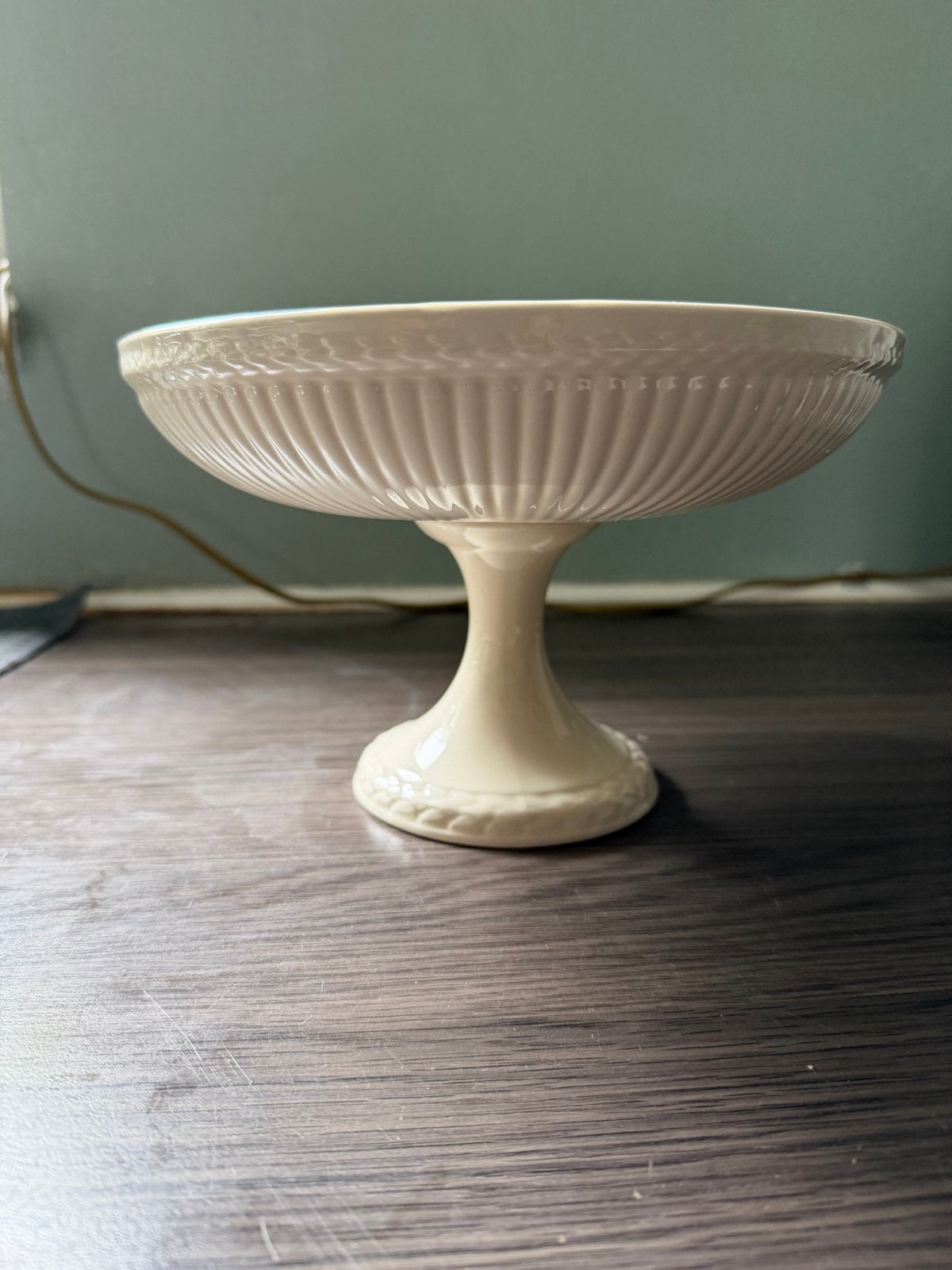 Wedgwood Edme Fruitschaal op voet - Crèmekleurig, Ophalen of Verzenden