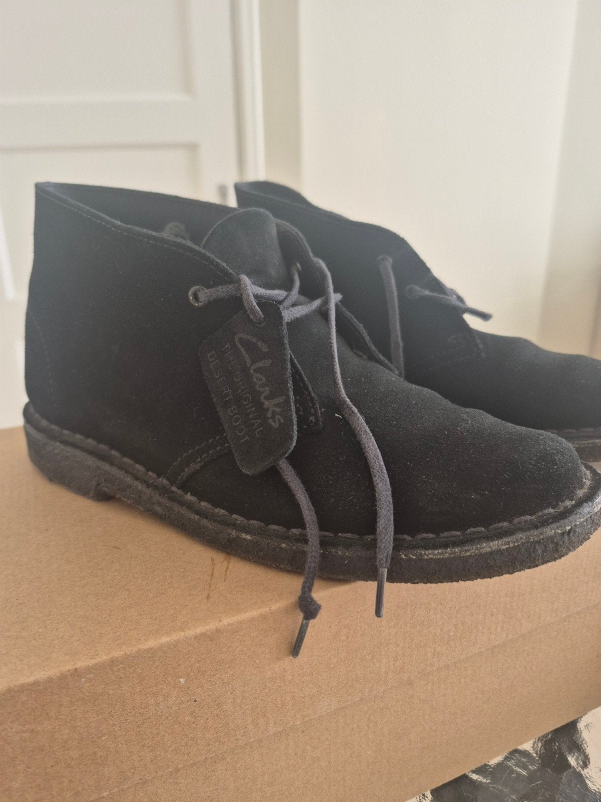 Clarks Desert Boots Zwart Suède - Maat 39, Zwart, Boots, Clarks, Ophalen of Verzenden