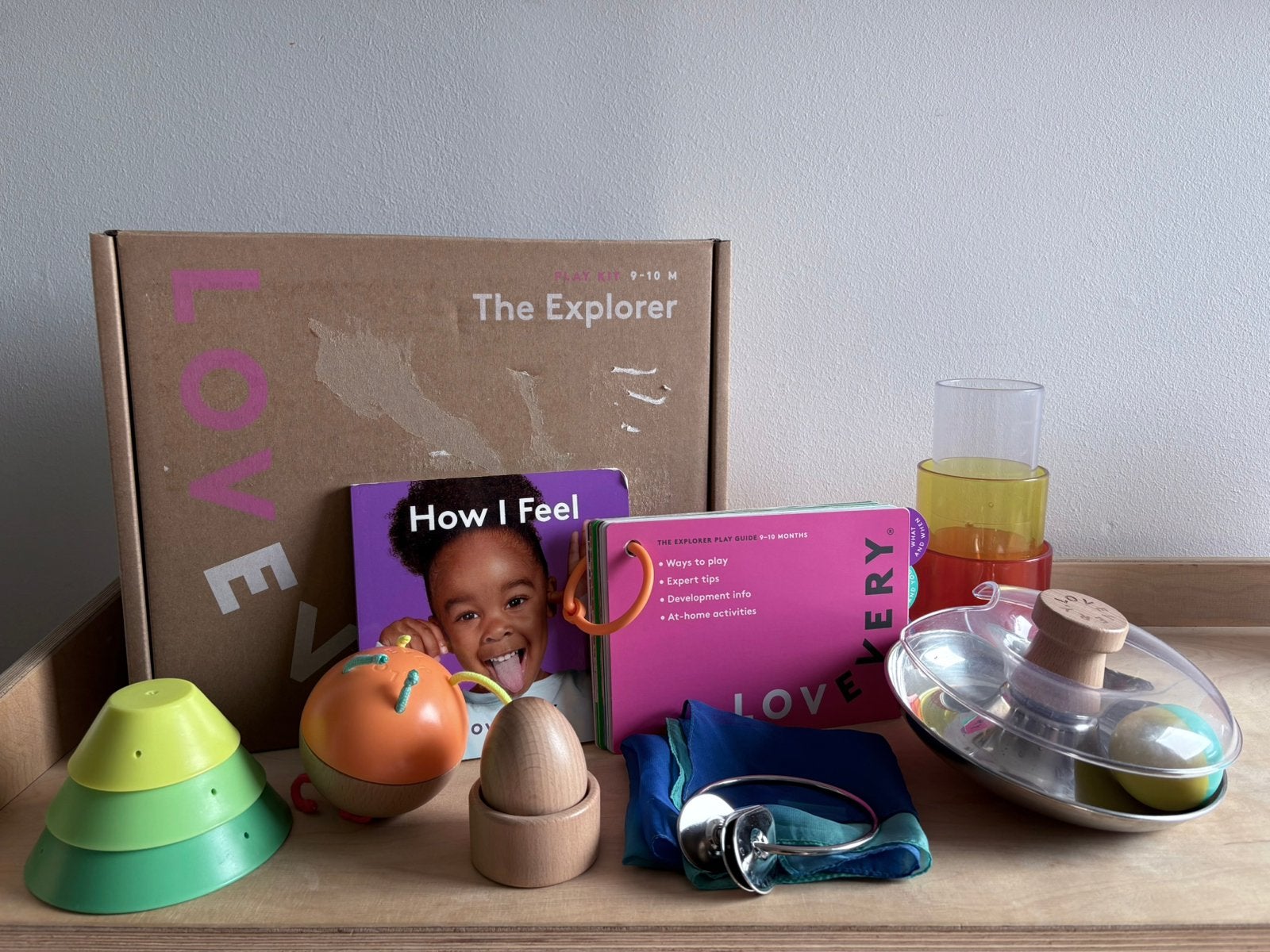 Lovevery Explorer Kit , 9-10 months, Ophalen of Verzenden, Gebruikt