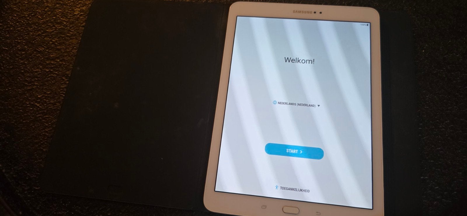 Samsung Galaxy Tab S2 9.7 32GB WiFi (SM-T813) + Samsung hoes, Ophalen of Verzenden, 10 inch, 32 GB