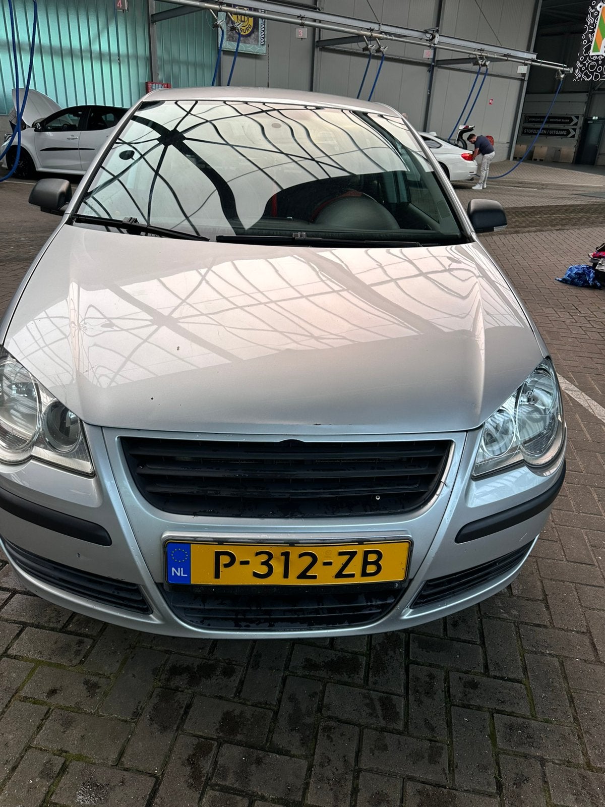 Volkswagen 2005 Grijs, Auto's, Volkswagen, Polo, Benzine, Hatchback, Geïmporteerd, Zilver of Grijs, Ophalen