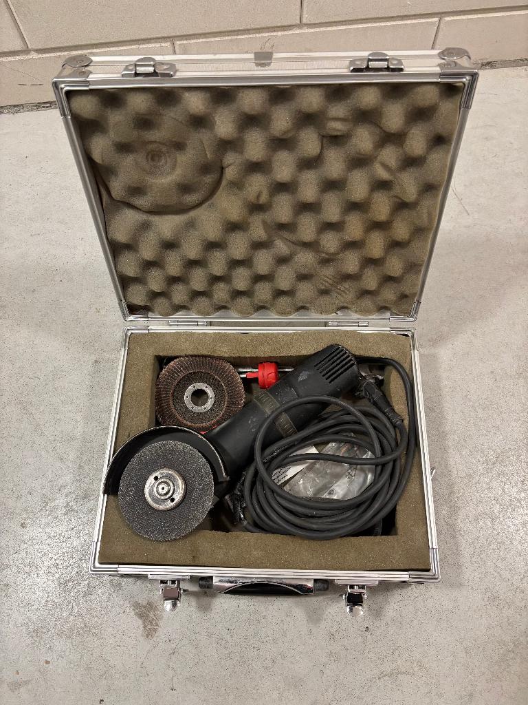 Slijpmachine , hand slijptol, Ophalen, Gebruikt, Minder dan 700 watt, Haakse handslijpmachine