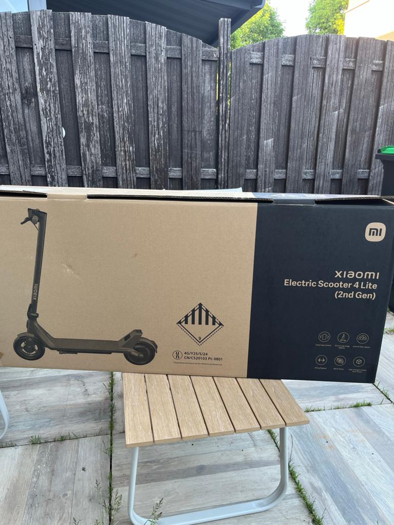 Xiaomi Electric Scooter 4 Lite (2nd Gen) -  in doos, Fietsen en Brommers, Steps, Ophalen, Nieuw, Elektrische step (E-scooter)