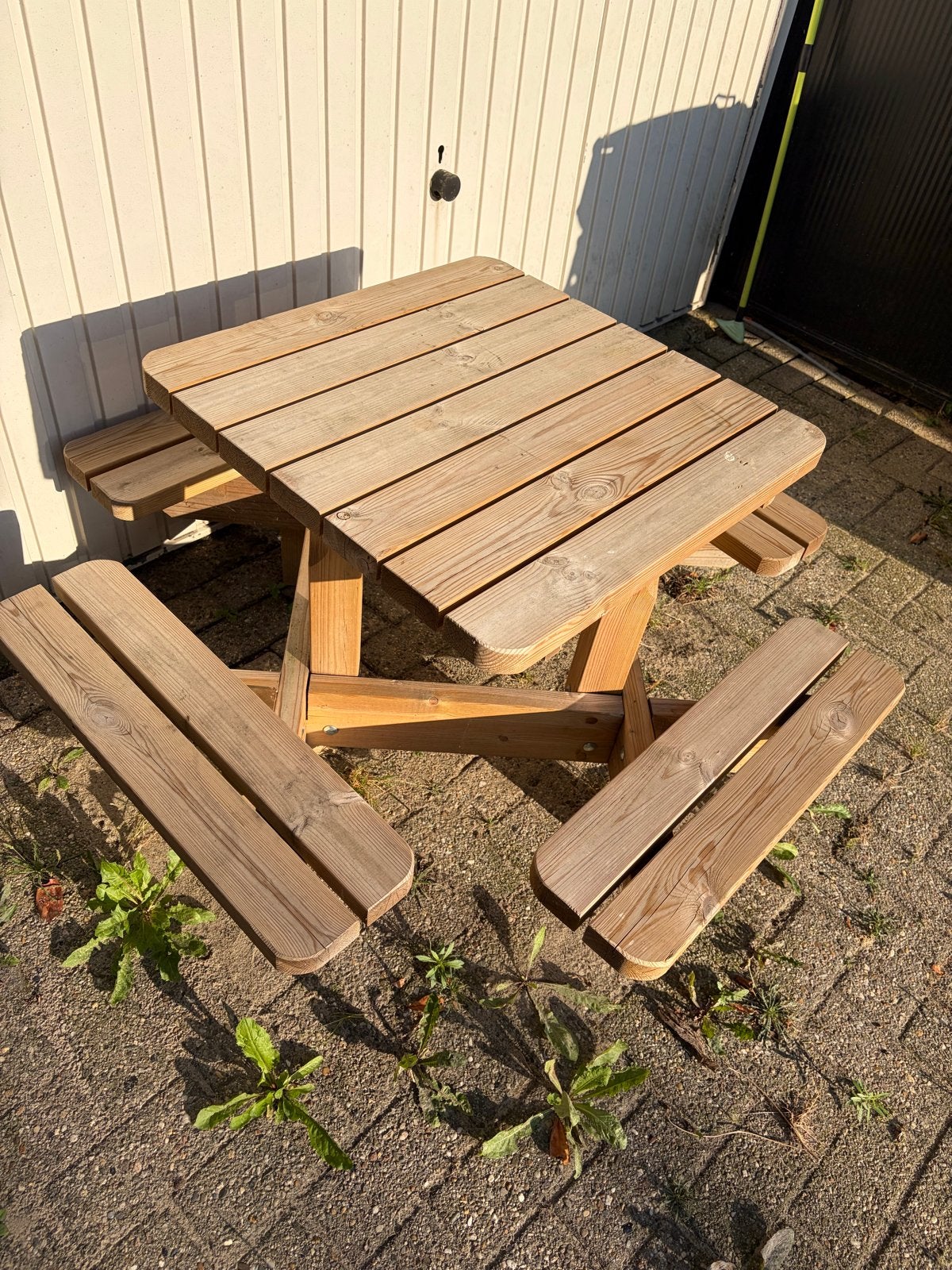 Houten picknicktafel voor kinderen, Vierkant, Zo goed als nieuw, Hout, Ophalen