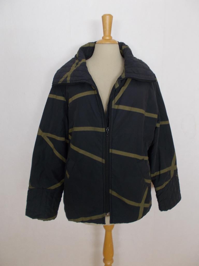 Aparte korte jas van Finse merk Skandika! L, Verzenden, Zo goed als nieuw, Maat 42/44 (L), Overige kleuren
