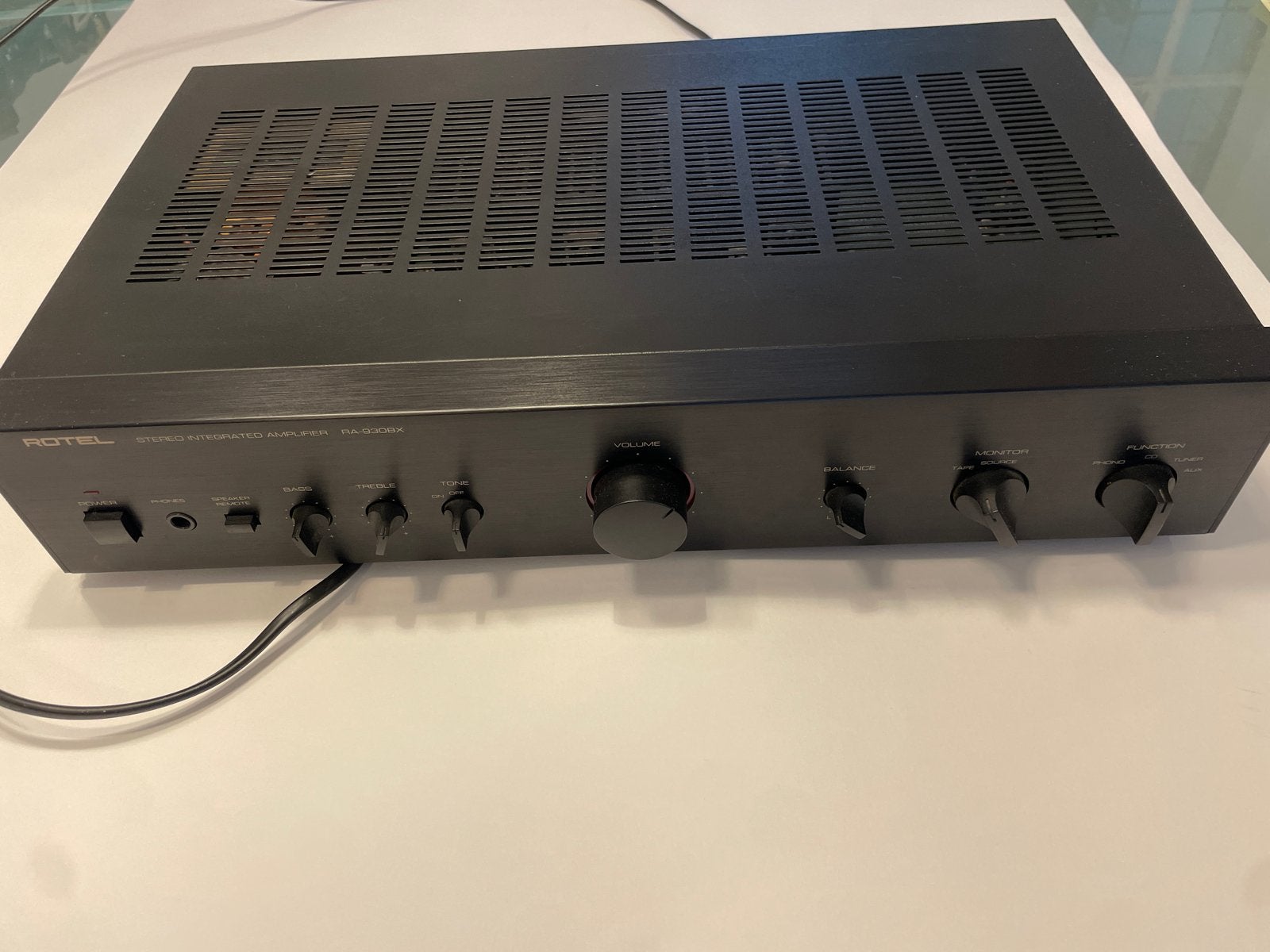 Rotel RA-930BX Geïntegreerde Versterker - Uitstekende Staat, Overige merken, Ophalen of Verzenden, Zo goed als nieuw, 60 tot 120 watt