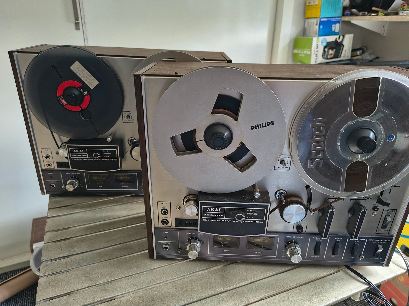 2 Akai bandrecorders met de banden. model 4000DS, Ophalen, Bandrecorder
