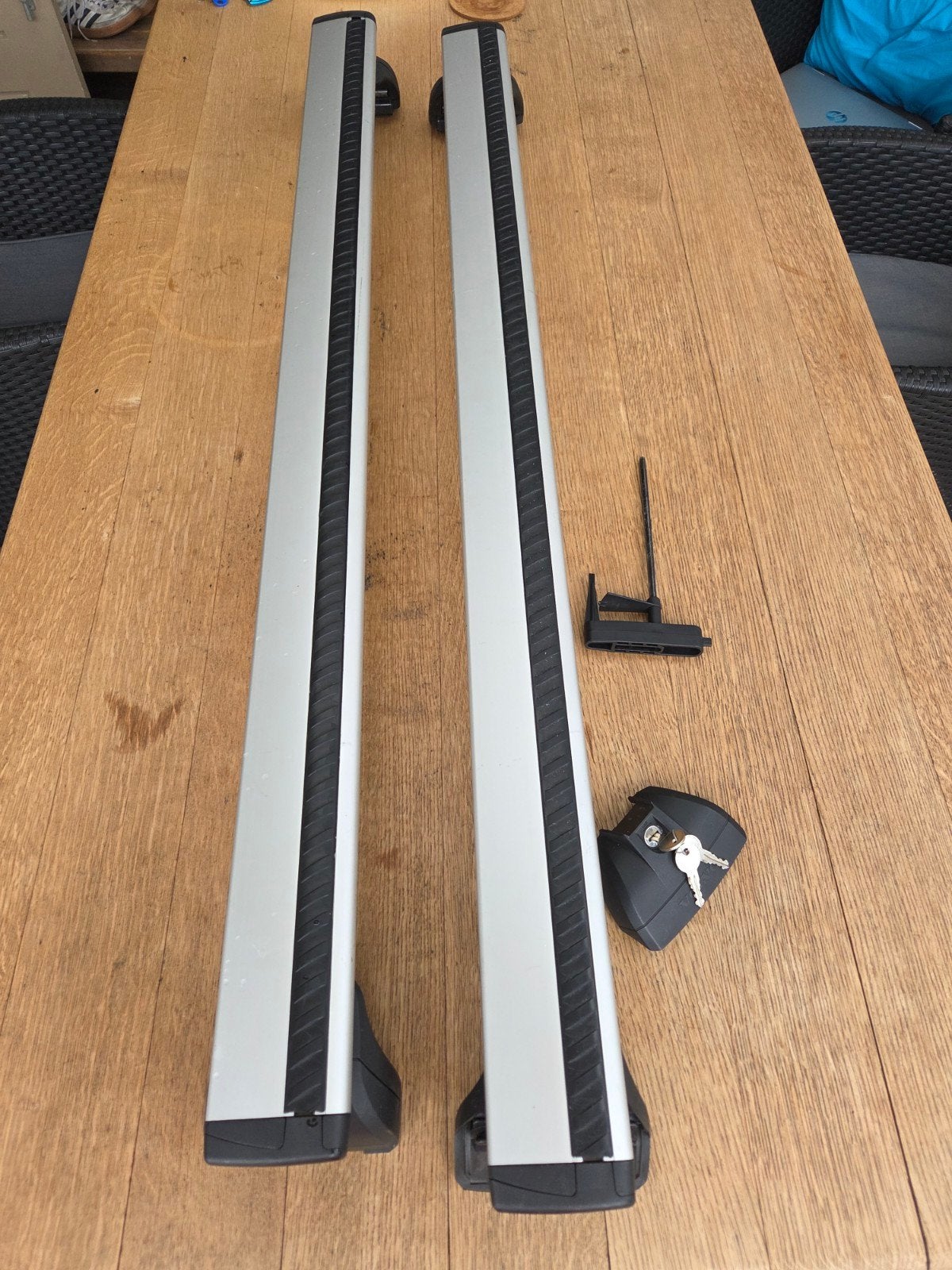 Volvo dakdragers model V60-2015, Ophalen, Gebruikt