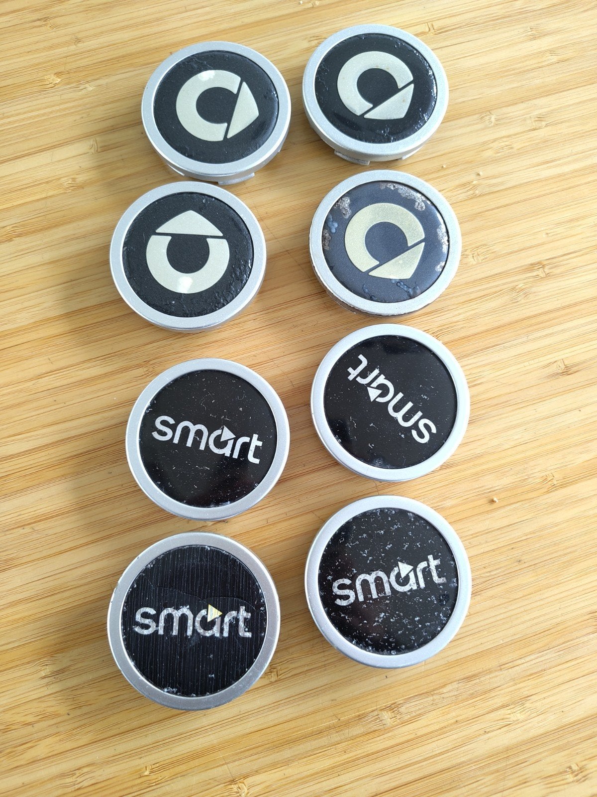 Naafdoppen Smart met logo 2 sets in 1 koop, Ophalen of Verzenden