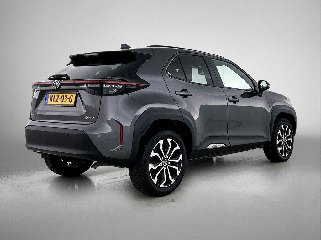 Toyota Yaris Cross 1.5 Hybrid Dynamic (bj 2024, automaat), 12 maanden, Stof, Gebruikt, 116 pk