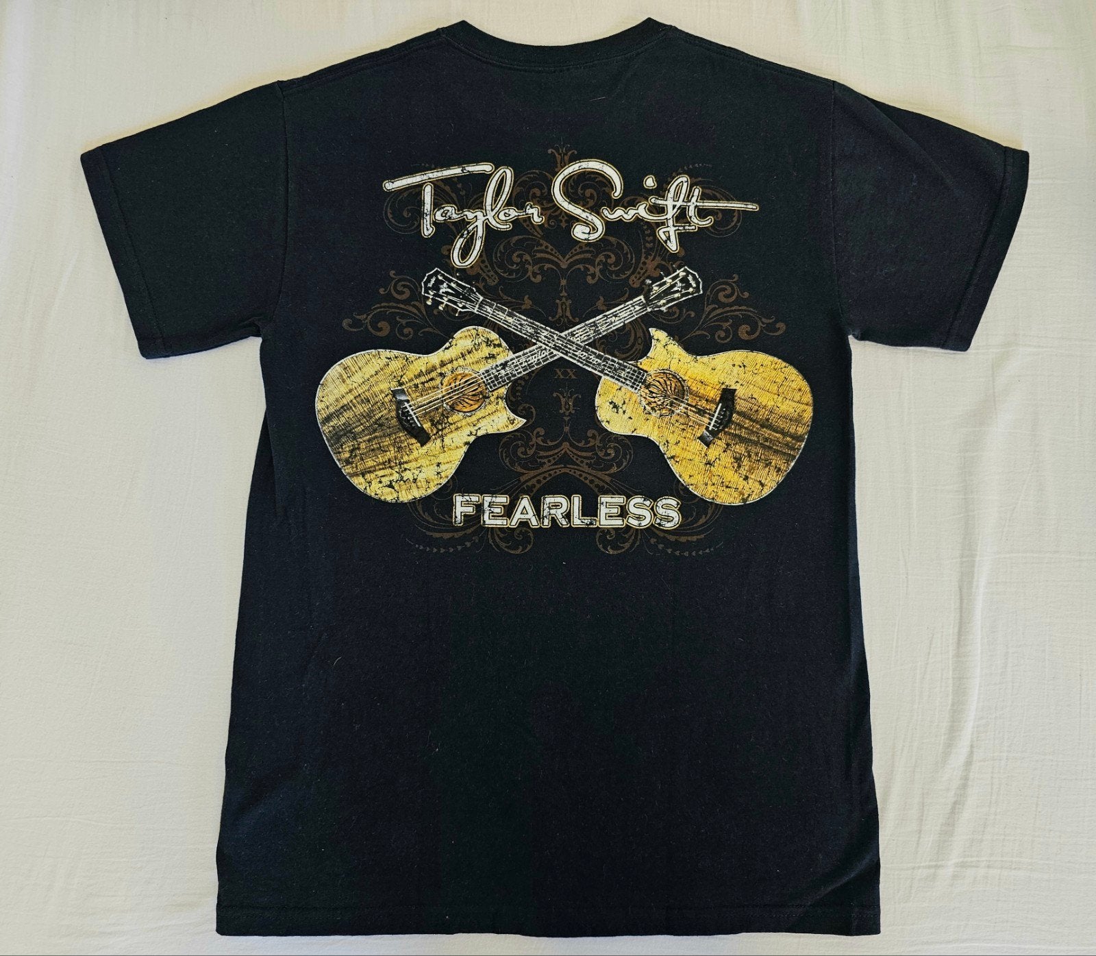 Taylor Swift Fearless shirt 2008, Kleding | Dames, Zwart, Ophalen of Verzenden, Zo goed als nieuw, Korte mouw