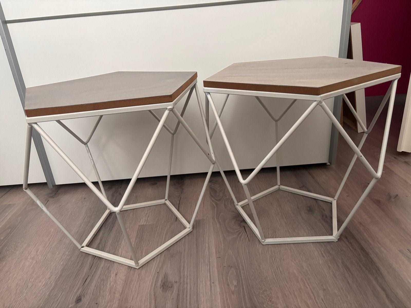 Set van 2 moderne bijzettafels - Hexagon design, Ophalen, Minder dan 45 cm, Minder dan 55 cm, Gebruikt
