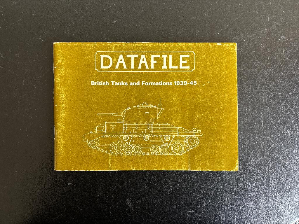 British Tanks and Formations, 1939-45 - M.A. Bellis - 1987, M.A. Bellis, Ophalen of Verzenden, Landmacht, Tweede Wereldoorlog