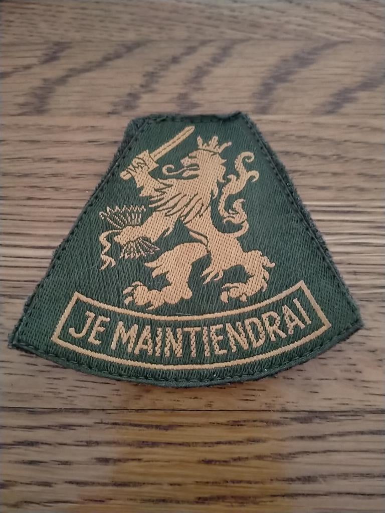 NL KL 1963 mouwleeuw geel , battledress model, Verzenden, Landmacht, Nederland, Embleem of Badge