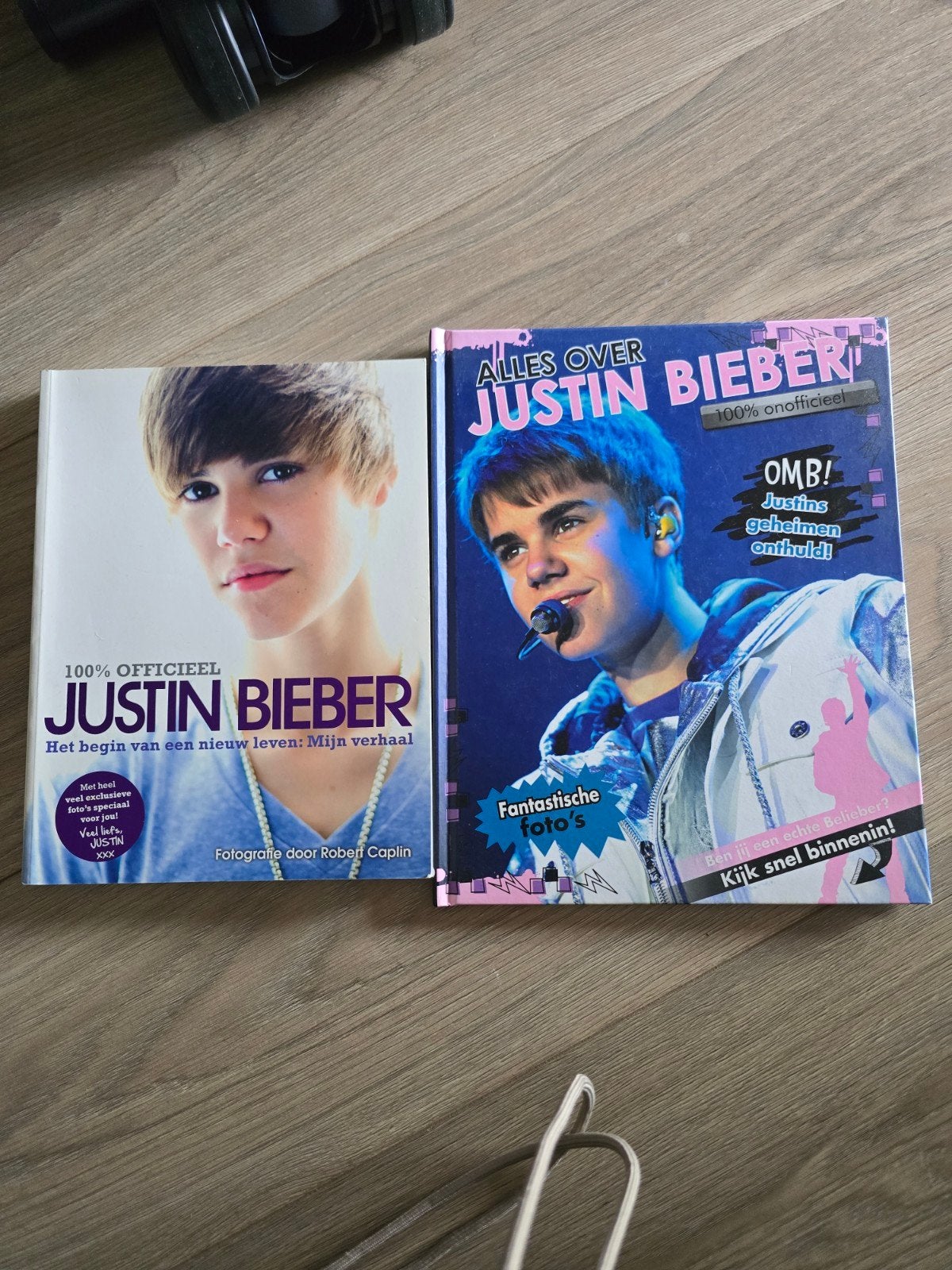 Justin Bieber boeken: Officieel en onofficieel, Ophalen of Verzenden, Gelezen, Artiest, Justin Bieber, Robert Caplin